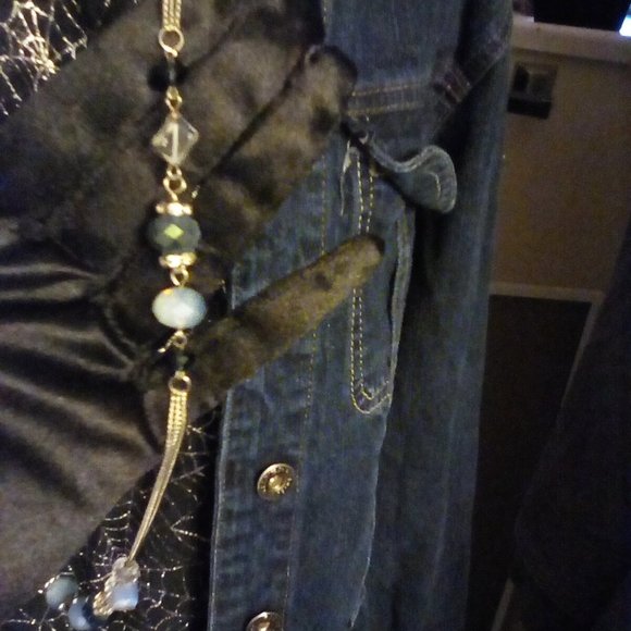 Silver tone necklace - Picture 6 of 10